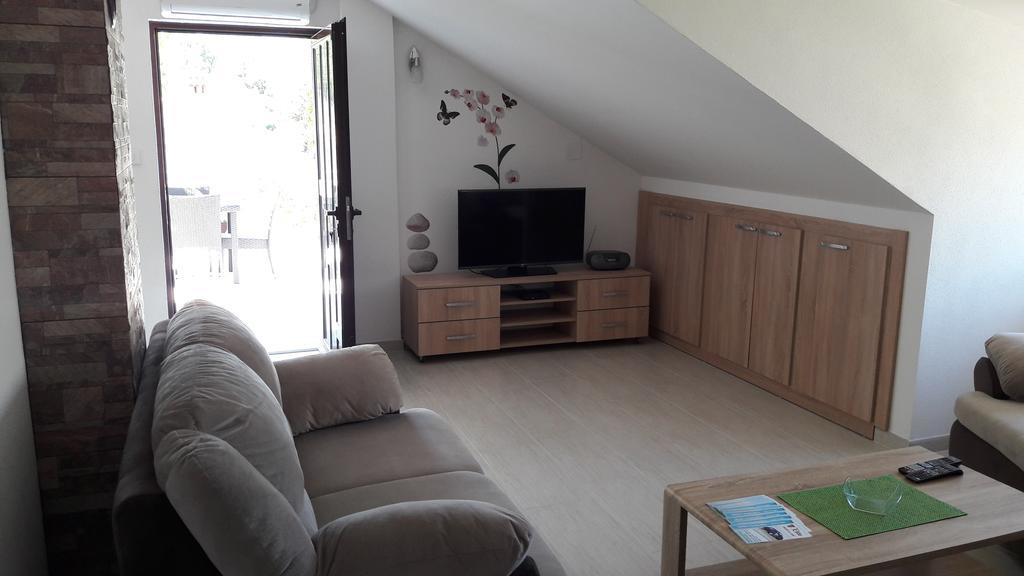 Apartment Valentina Котор Екстер'єр фото