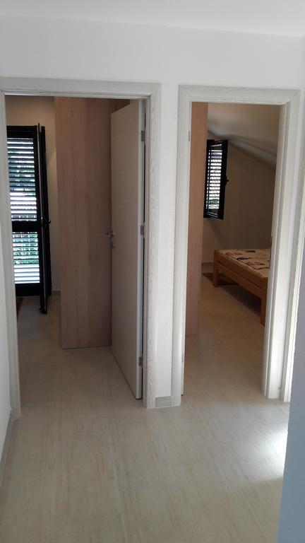 Apartment Valentina Котор Екстер'єр фото