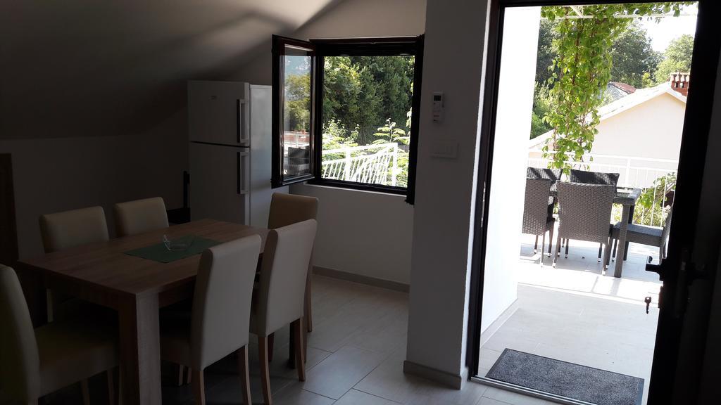 Apartment Valentina Котор Екстер'єр фото