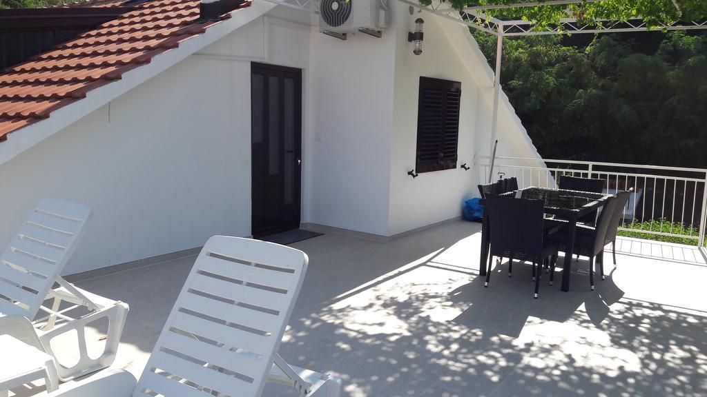 Apartment Valentina Котор Екстер'єр фото