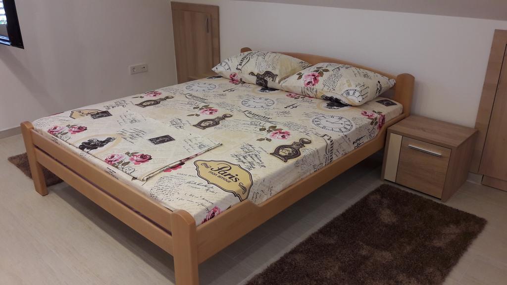 Apartment Valentina Котор Екстер'єр фото
